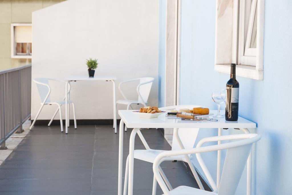 Joivy Joyful 2br Apt With Terrace Nearby Sao Bento Palace * Lisbon